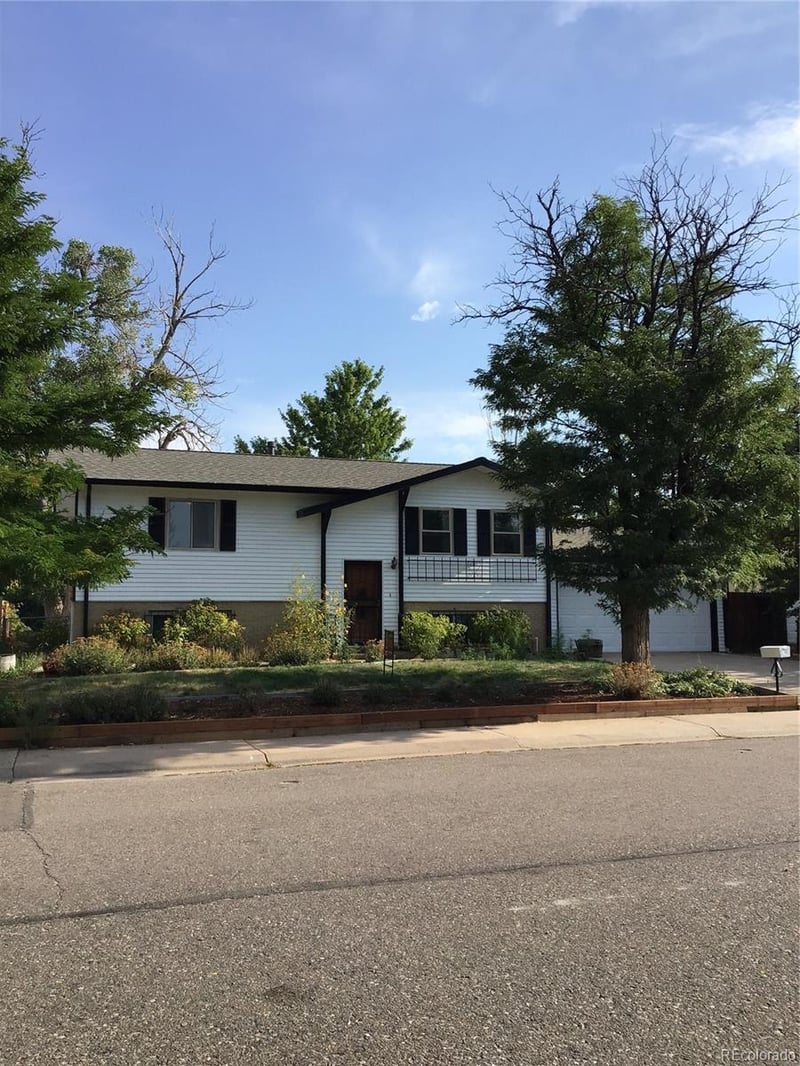 12149 Oregon Dr, Aurora, CO 80012