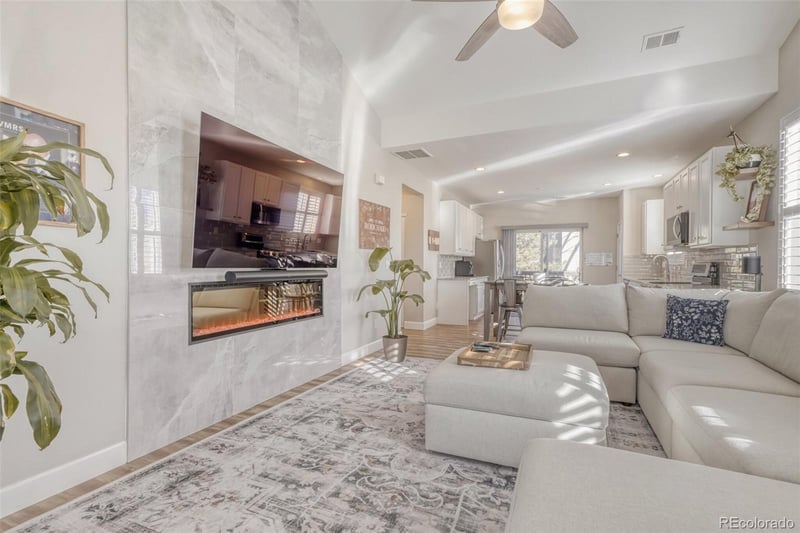 19413 Hollow Creek Dr, Parker, CO 80134