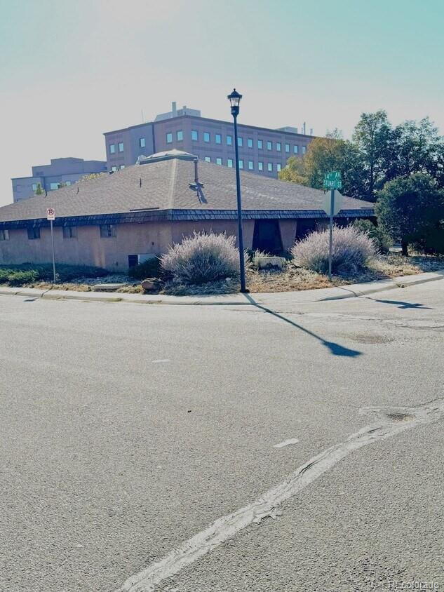 1350 Stuart St, Longmont, CO 80501