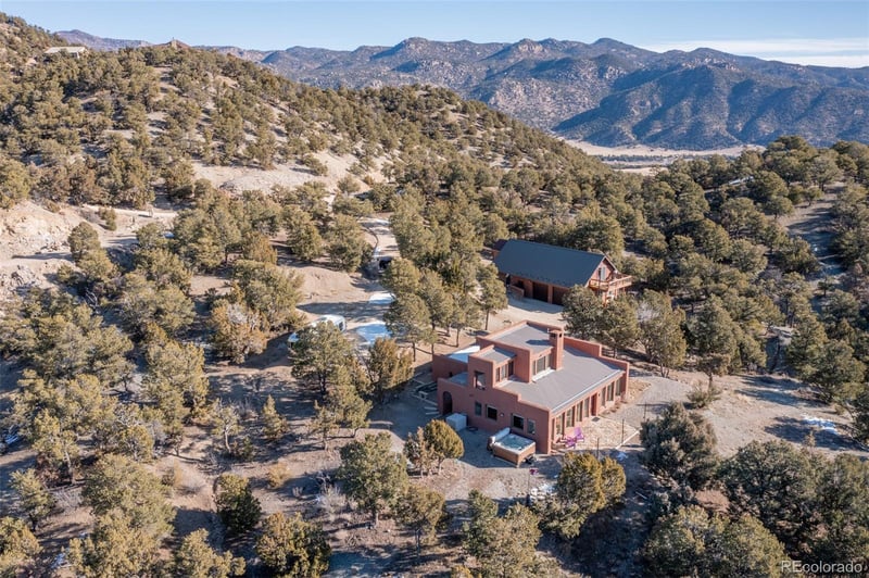 601 Trail Ridge Rd, Coaldale, CO 81222