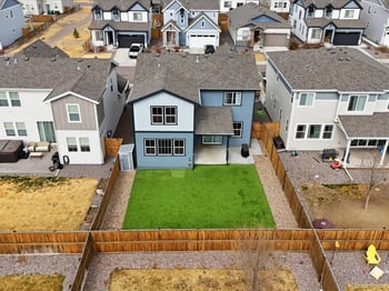 27934 7th Ave, Aurora, CO 80018