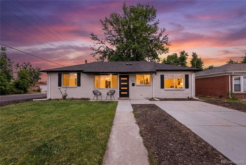 2901 Niagara St, Denver, CO 80207