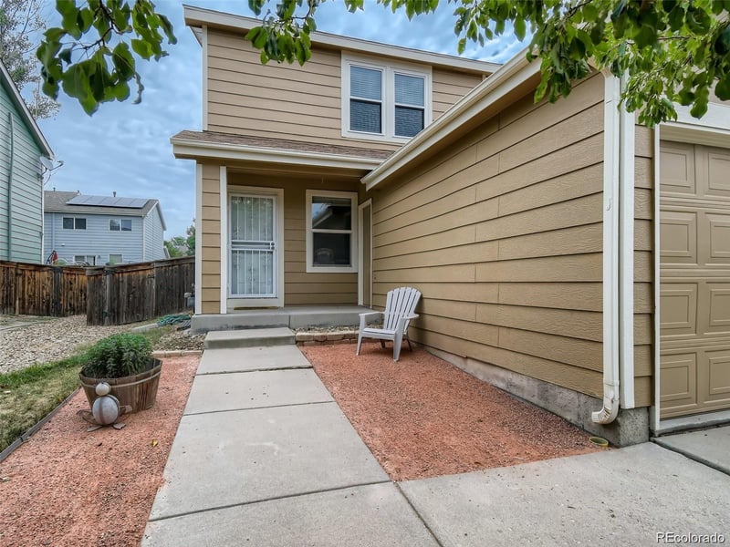 846 Mockingbird Ln, Brighton, CO 80601