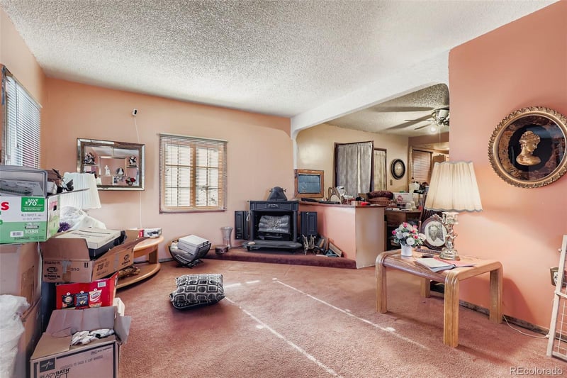 657 Meade St, Denver, CO 80204