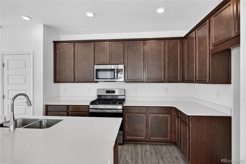 327 Bently St, Watkins, CO 80137