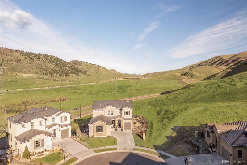 2105 S Poppy St, Lakewood, CO 80228