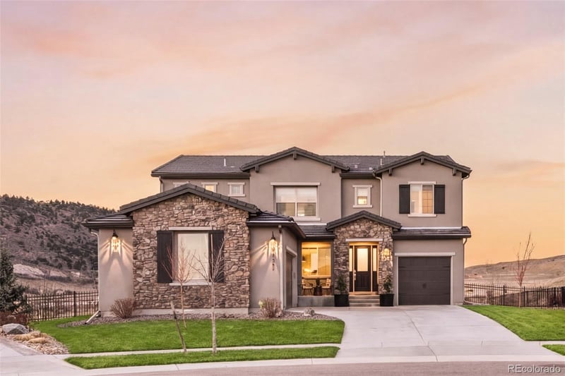 2105 S Poppy St, Lakewood, CO 80228