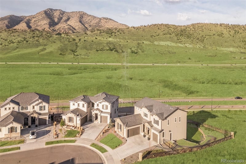 2105 S Poppy St, Lakewood, CO 80228