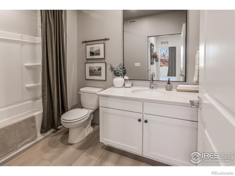 792 Chatter Rd, Windsor, CO 80550