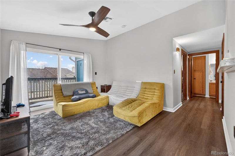 8406 Pebble Creek Way #204, Highlands Ranch, CO 80126