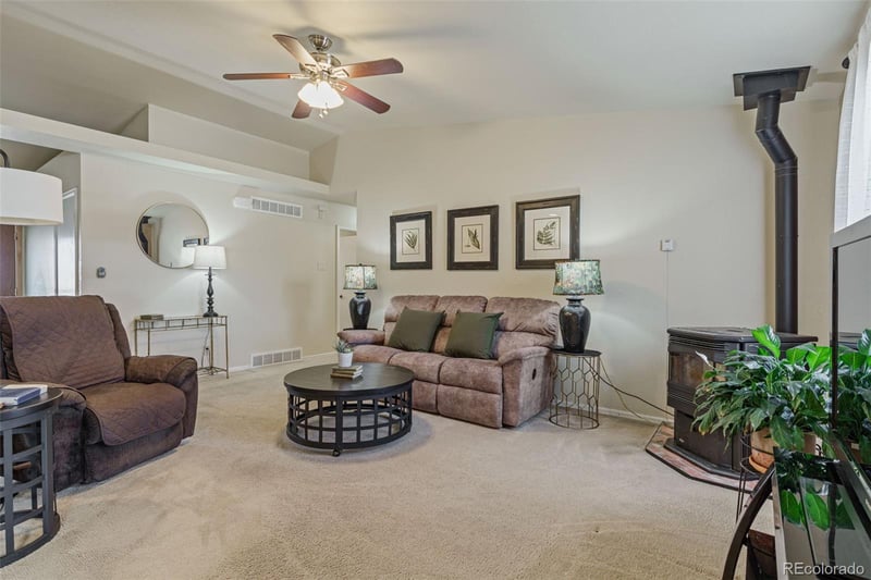 338 Fraser Dr, Pueblo West, CO 81007