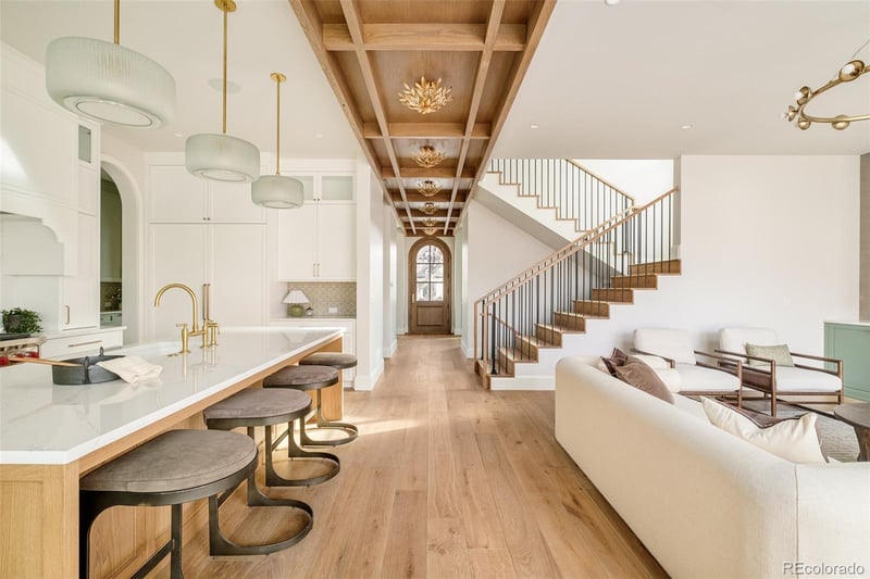 2485 Madison St, Denver, CO 80210