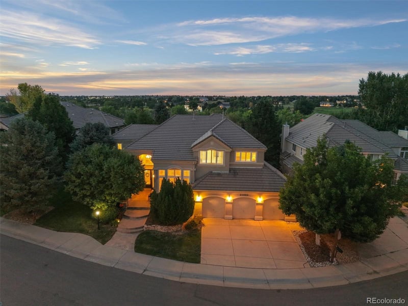 21405 Briarwood Dr, Aurora, CO 80016