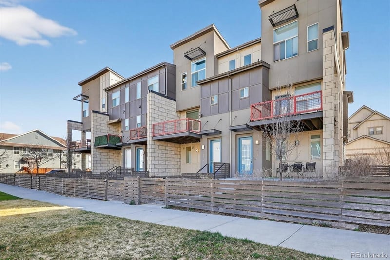 5686 Galena St, Denver, CO 80238