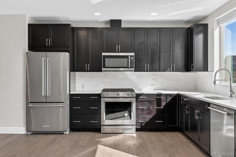 5686 Galena St, Denver, CO 80238