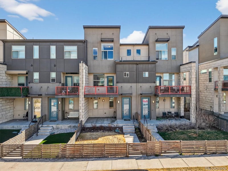 5686 Galena St, Denver, CO 80238