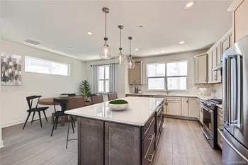 10898 Hinsdale Cir, Centennial, CO 80112