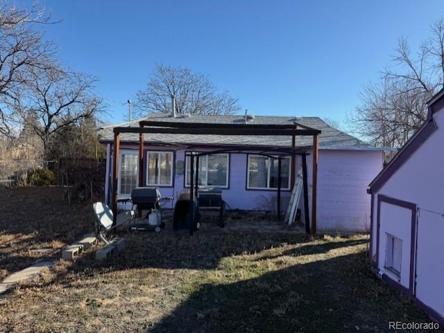 5977 Olive St, Commerce, CO 80022