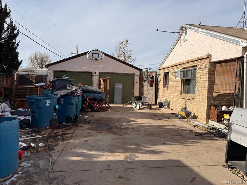 6007 Hudson St, Commerce City, CO 80022