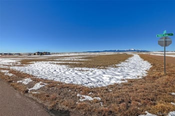 2070 Terri Lee Dr, Peyton, CO 80831