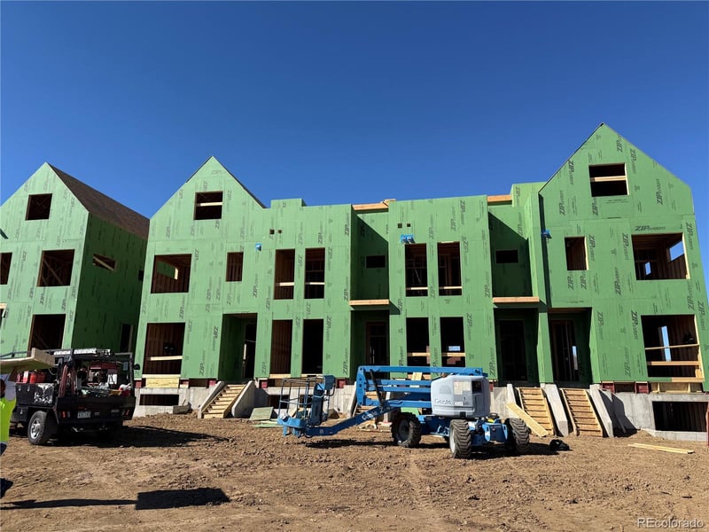 556 Lombardi Cir, Louisville, CO 80027