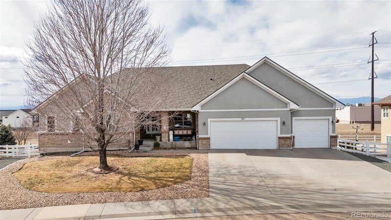 271 Corvette Cir, Fort Lupton, CO 80621