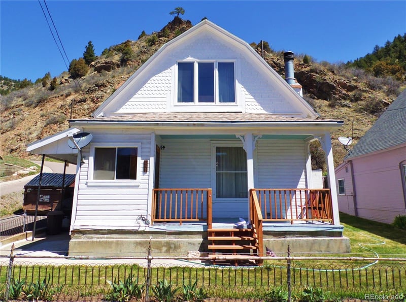 902 Virginia St, Idaho Springs, CO 80452