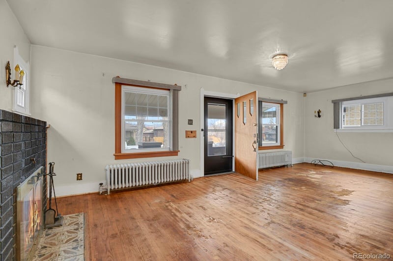 4280 Knox Ct, Denver, CO 80211