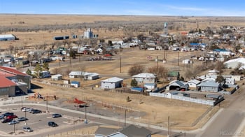 84 4th Ave, Deer Trail, CO 80105