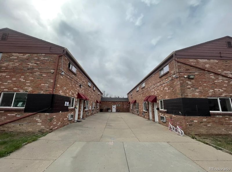 1627 Alton #1627, Aurora, CO 80010