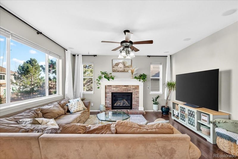 8049 Sabino Ln, Castle Rock, CO 80108