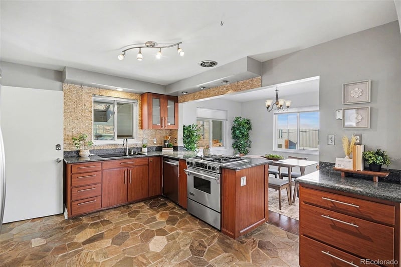 1501 York St, Denver, CO 80210