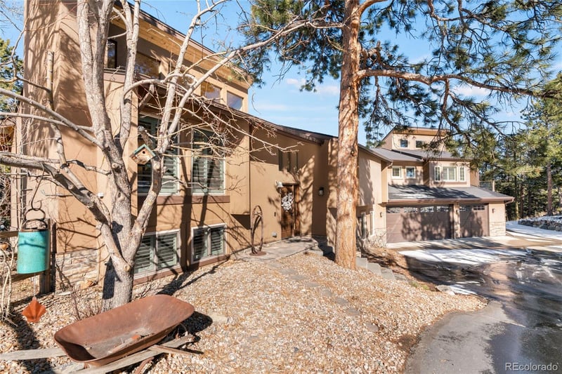 29551 Chestnut Dr, Evergreen, CO 80439