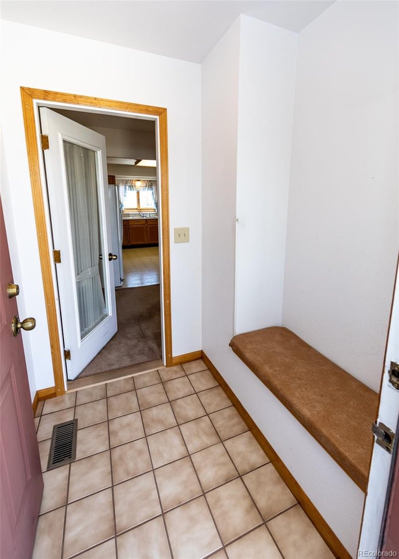 6185 Sayres Rd, Colorado Springs, CO 80927