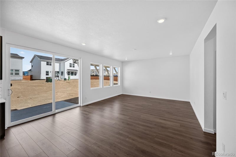 28445 4th Ave, Watkins, CO 80137