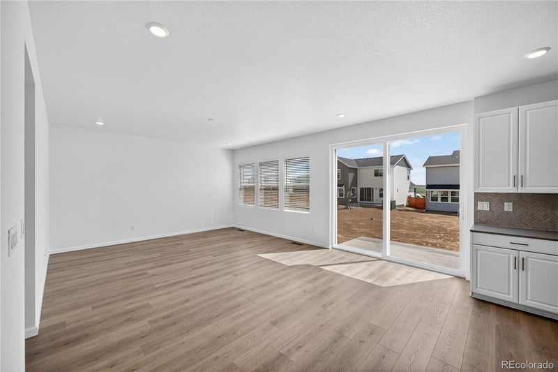 28450 4th Pl, Watkins, CO 80137