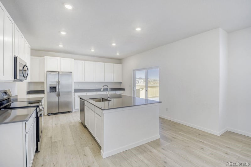 3551 Tabernash Dr, Loveland, CO 80538