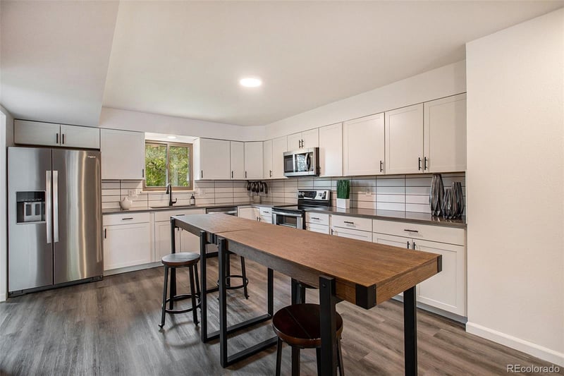 6483 Sycamore St, Littleton, CO 80120