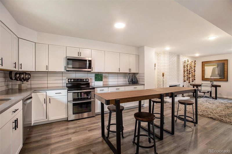 6483 Sycamore St, Littleton, CO 80120