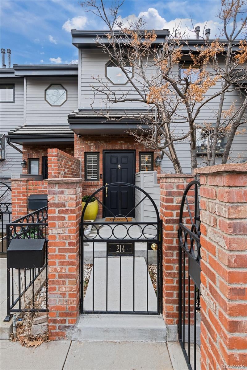 214 Madison St, Denver, CO 80206