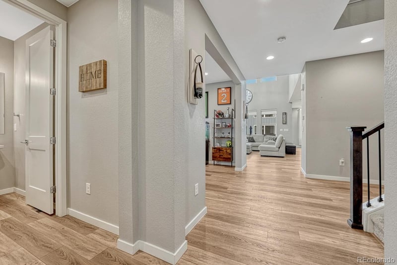 9147 Star Streak Cir, Littleton, CO 80125