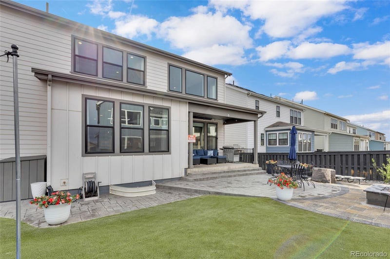 9147 Star Streak Cir, Littleton, CO 80125