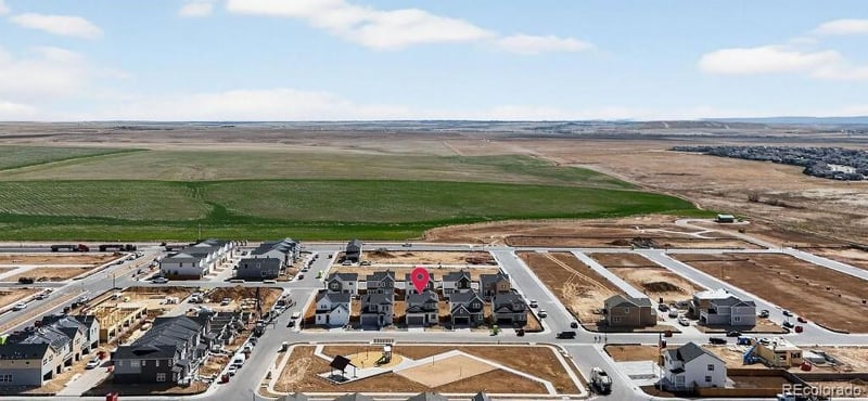 28430 4th Pl, Watkins, CO 80137