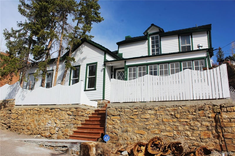 220 1st High St, Central City, CO 80427
