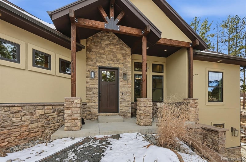 1372 Kenosha Dr, Larkspur, CO 80118