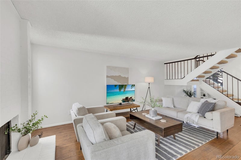 7165 Vine Cir, Centennial, CO 80122