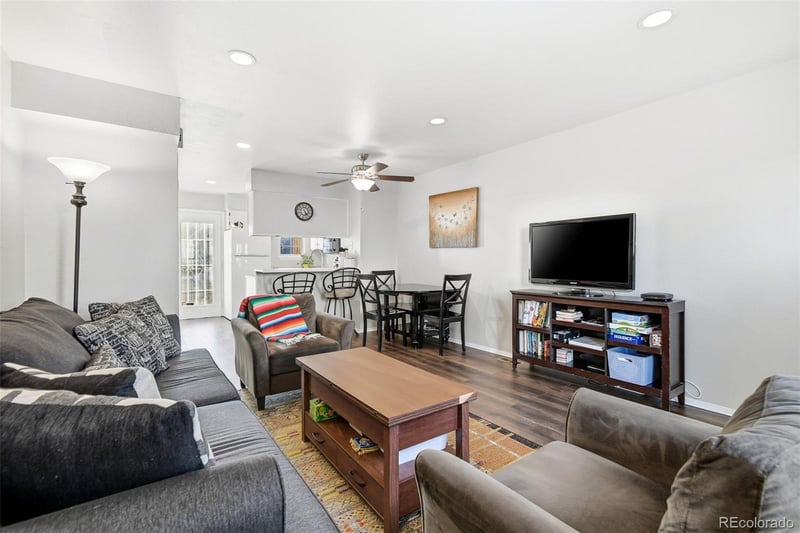 9368 Ontario Dr, Littleton, CO 80128