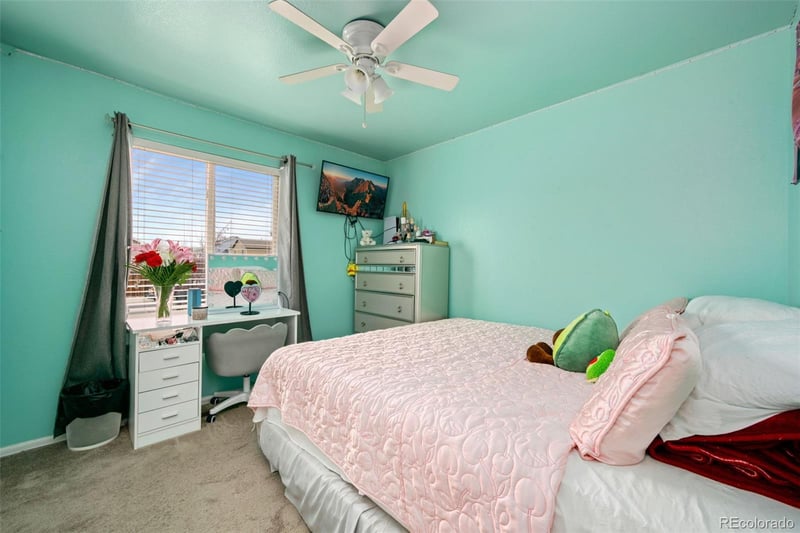 518 29th St Rd, Greeley, CO 80631