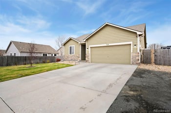 518 29th St Rd, Greeley, CO 80631