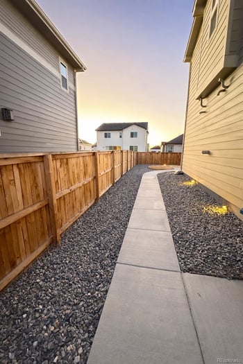 9803 Ceylon St, Commerce City, CO 80022